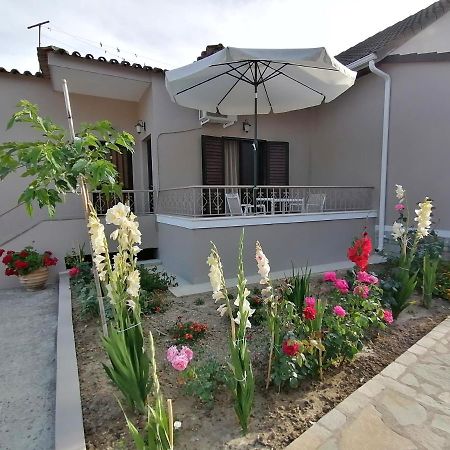Villa Nikolaou بارغا المظهر الخارجي الصورة