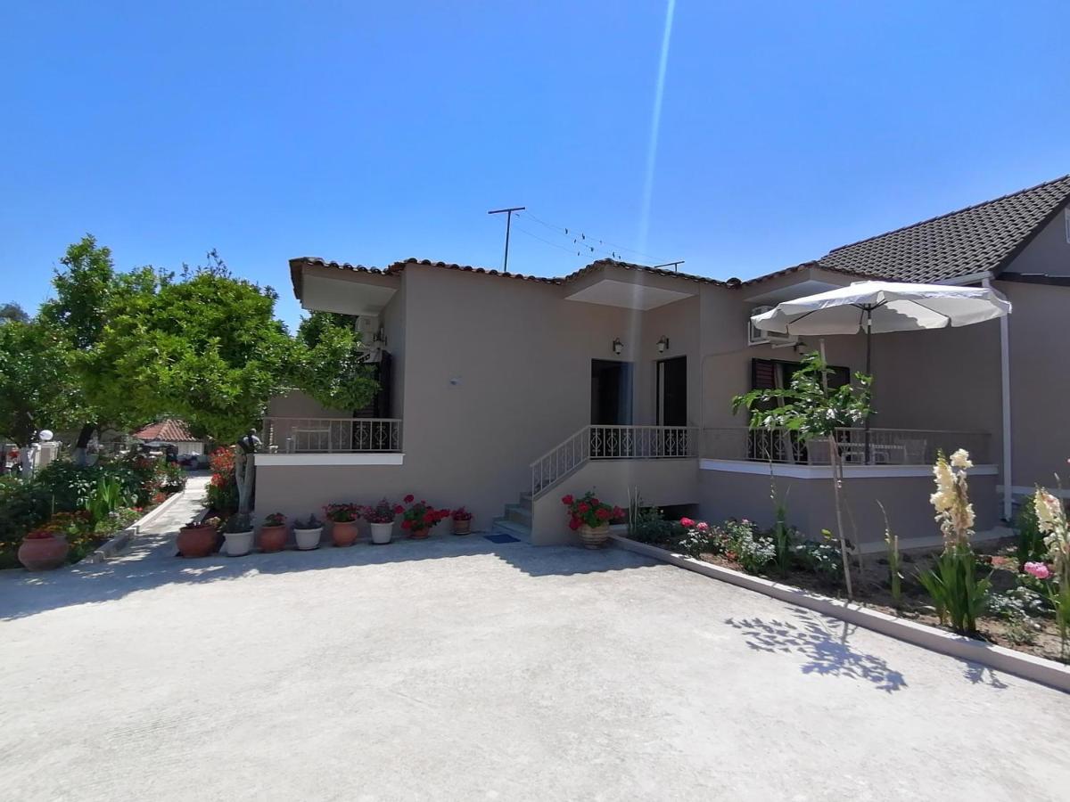Villa Nikolaou بارغا المظهر الخارجي الصورة