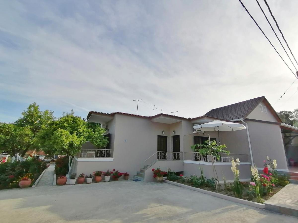 Villa Nikolaou بارغا المظهر الخارجي الصورة